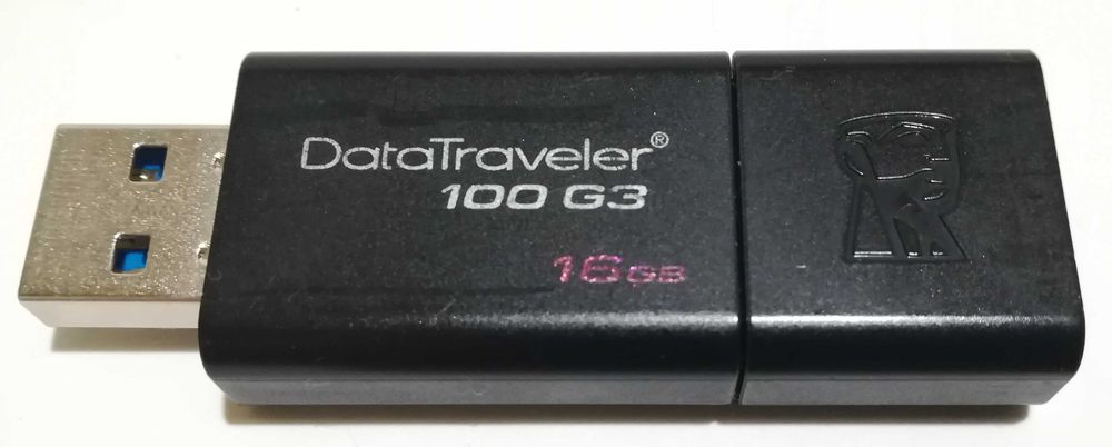 16GB Flash Drive64740545957249123