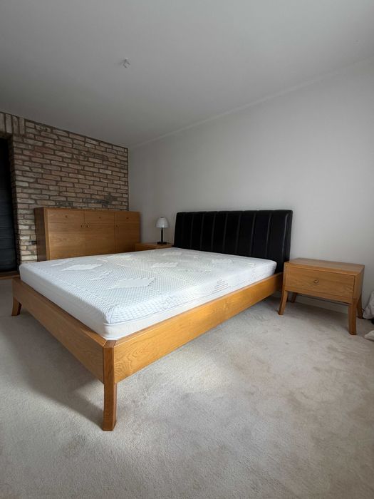 Dębowe meble do SYPIALNI