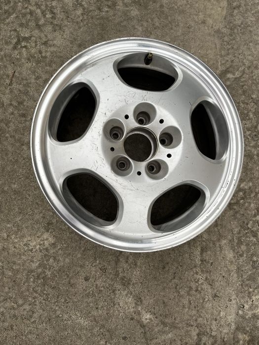 Колесний диск на Мерседес