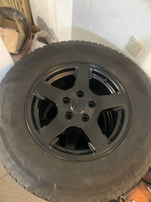 Jantes originais  Jeep wrangler WK WJ + pneus