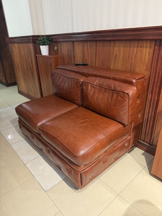 Диван не розкладний