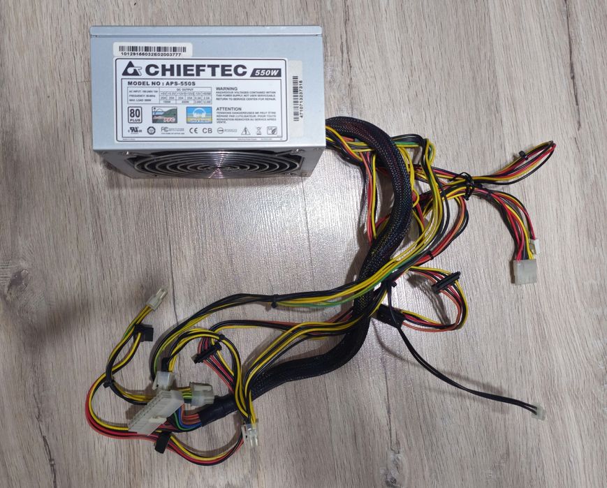 Блок питания Chieftec APS-550S