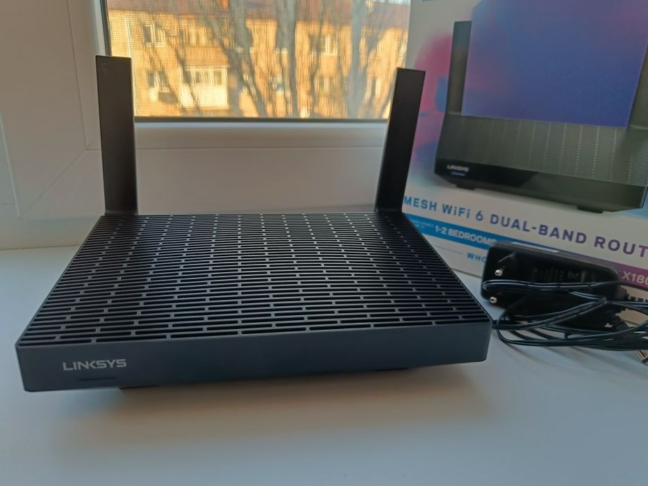 Маршрутизатор Linksys MR7350 з Wi-Fi 6 (AX1800)