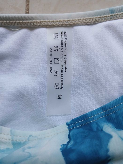 Biquini tie die azul e branco