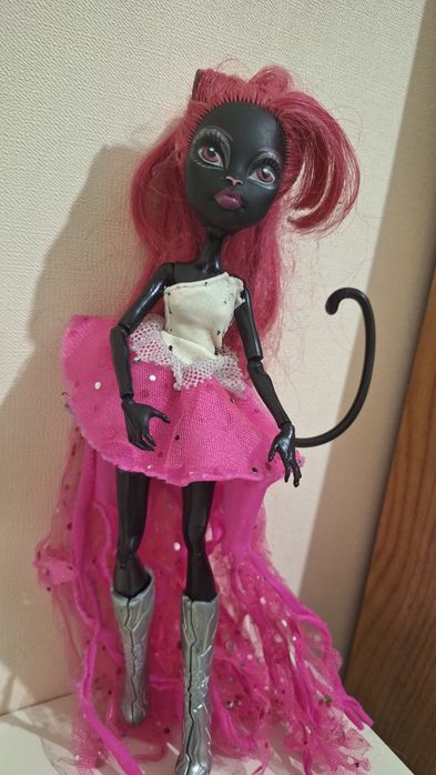 Mattel Monster High Catty Noir