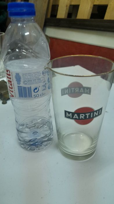 2 copos grandes Martini e noille prat