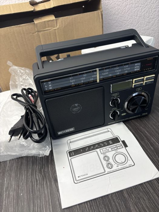 Портативне радіо Retekess TR618