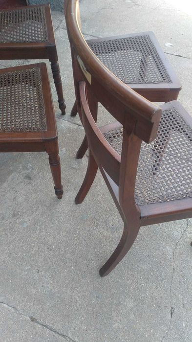 4 Cadeiras antigas em palhinha