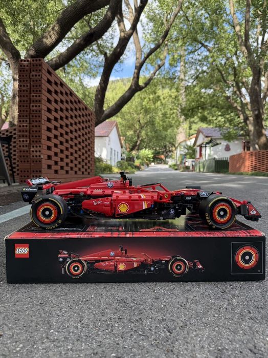 LEGO Ferrari SF-24