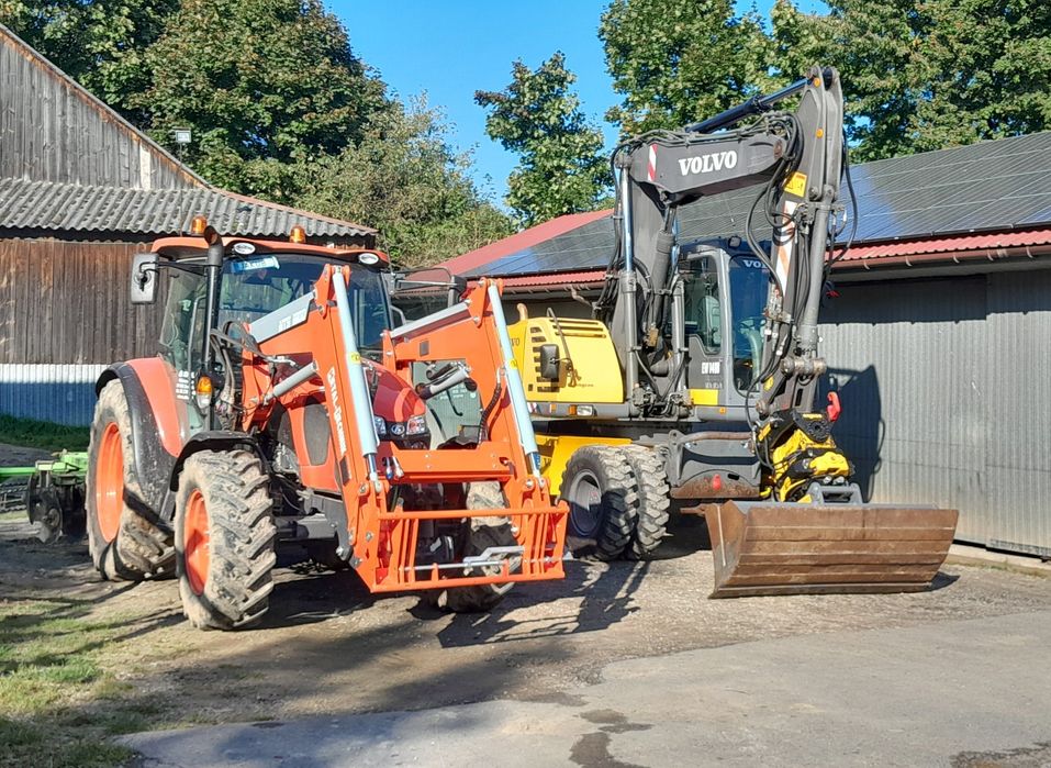 Usługi koparką I ciągnikiem rolniczym.