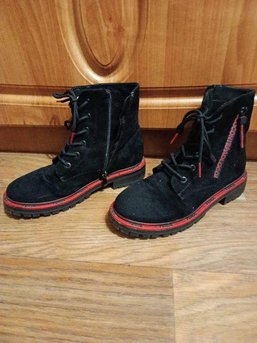 Ботинки нубук 37