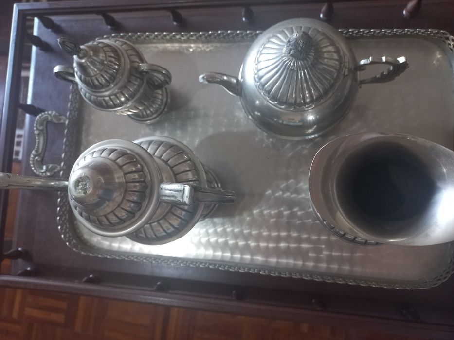 Carrinho bar em madeira vintage