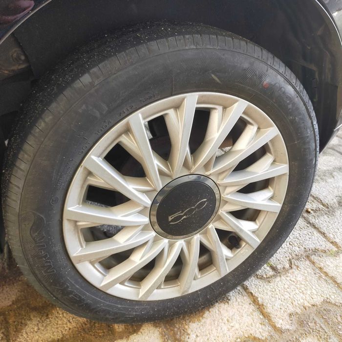 Fiat 500, 1.2 gasolina, caixa automática em muito bom estado!