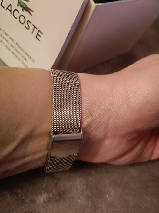 Elegancki damski zegarek Lacoste