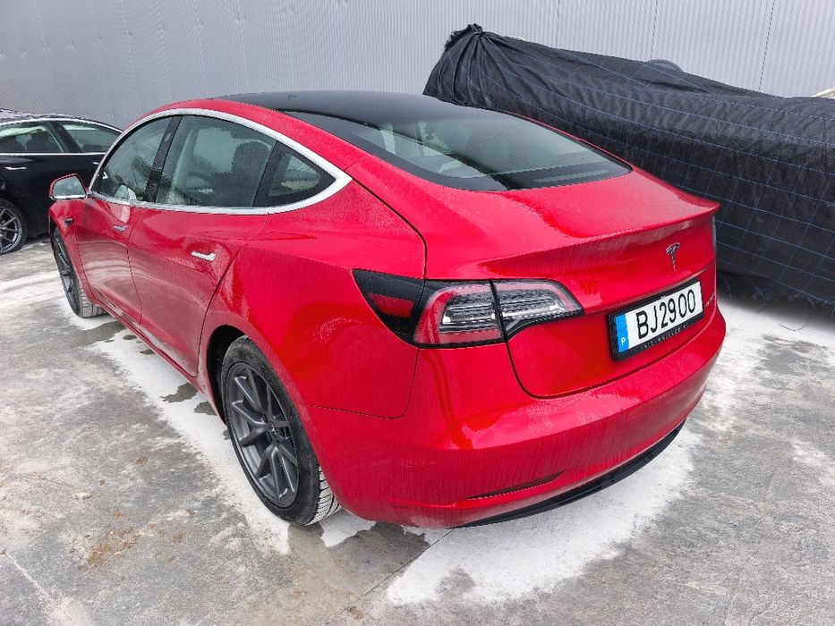 Tesla 3 dual motor 464cv