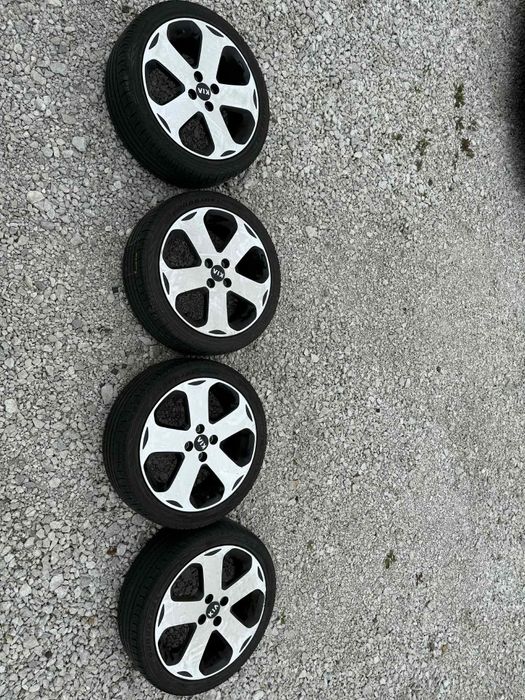 Opony letnie z alufelgami Kia Rio