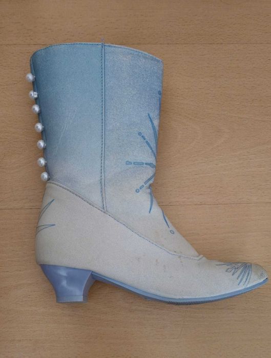Botas da Frozen tamanho 32-33