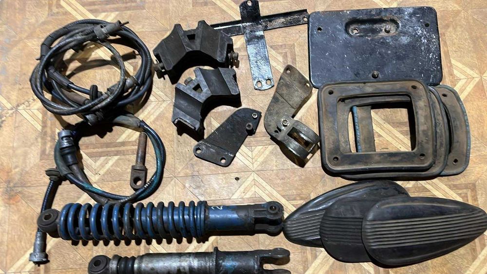 Запчастини Урал МТ Дніпро К 750
