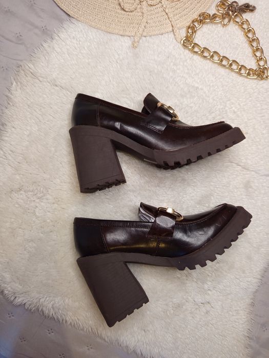 Mocassins Inuovo tamanho 38 novo