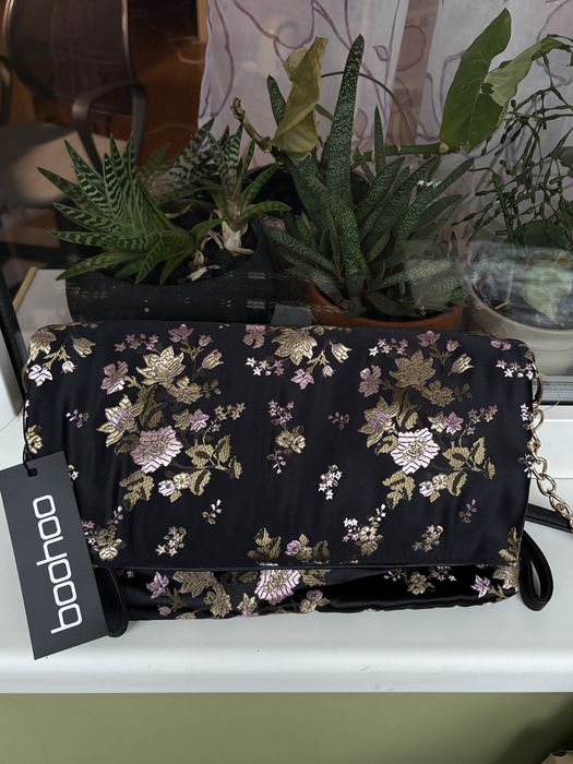 Клатч в східному стилі