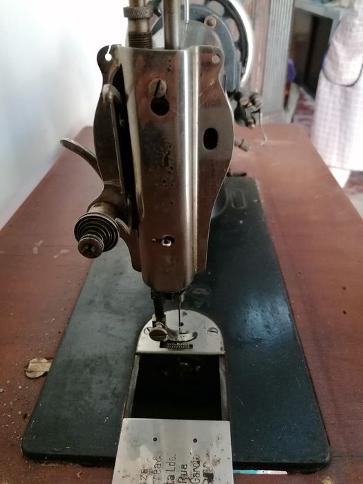 Maquina Costura antiga Singer