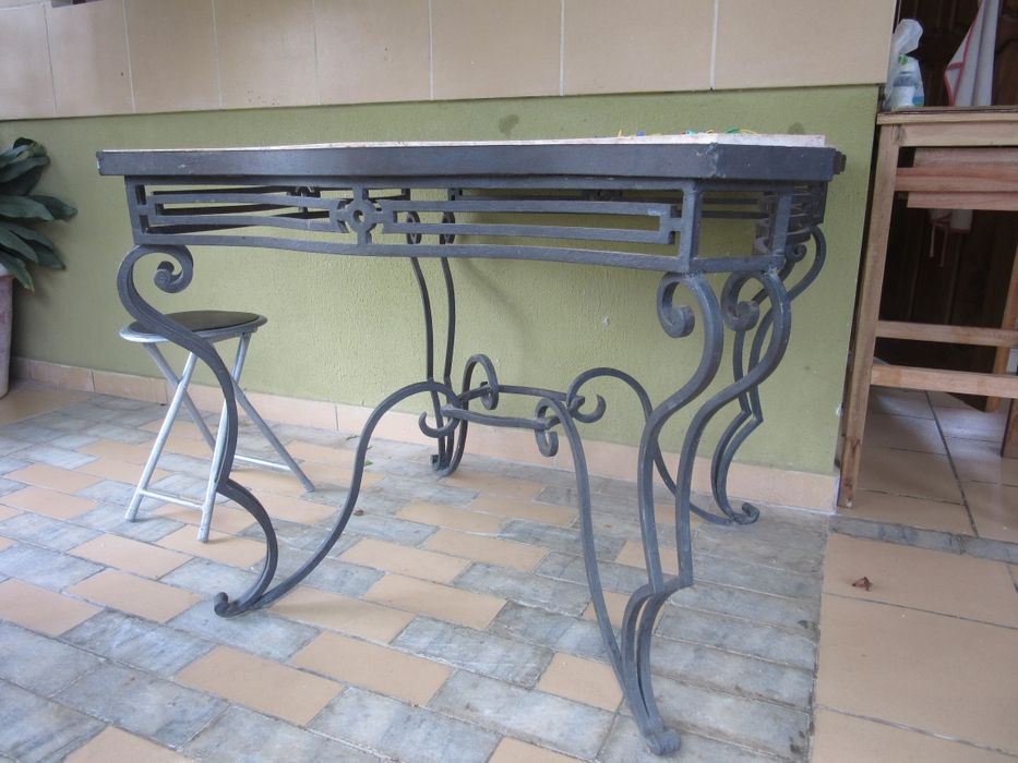 Serviço De  serralharia