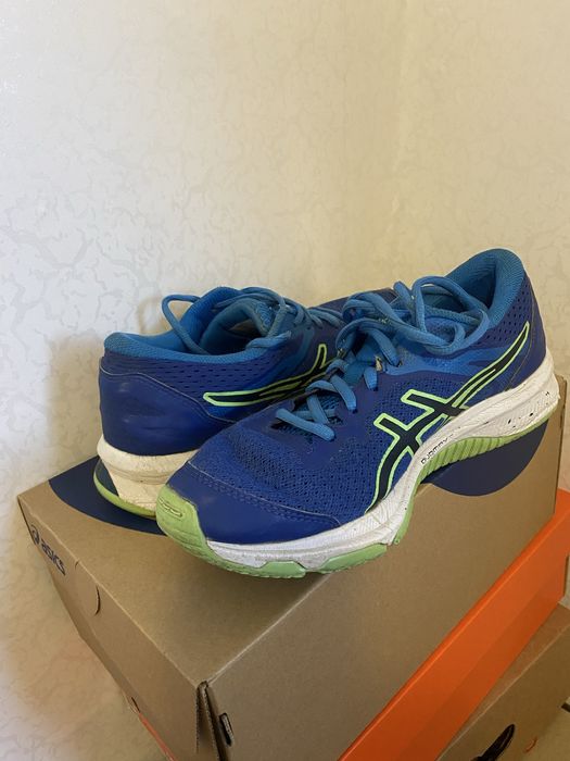 Кроссовки Asics 39 р GT 1000