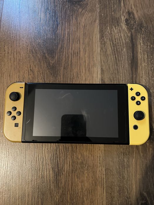 Nintendo Switch let’s go Pikachu