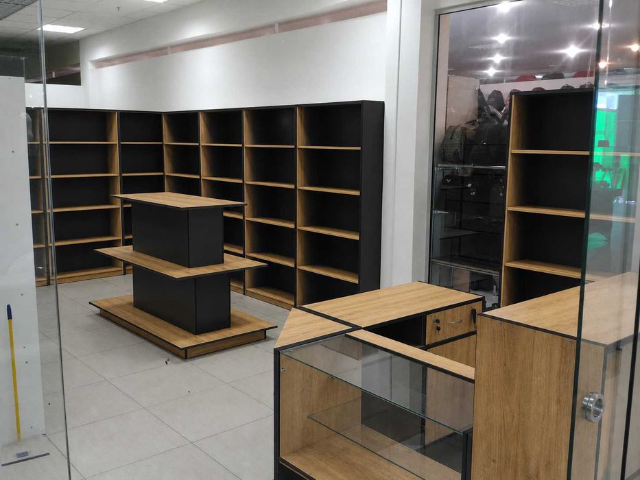 Стелаж сигаретний, овочевий, кондитеський, продуктовий, під косметику. Вітрини. Касові столи.