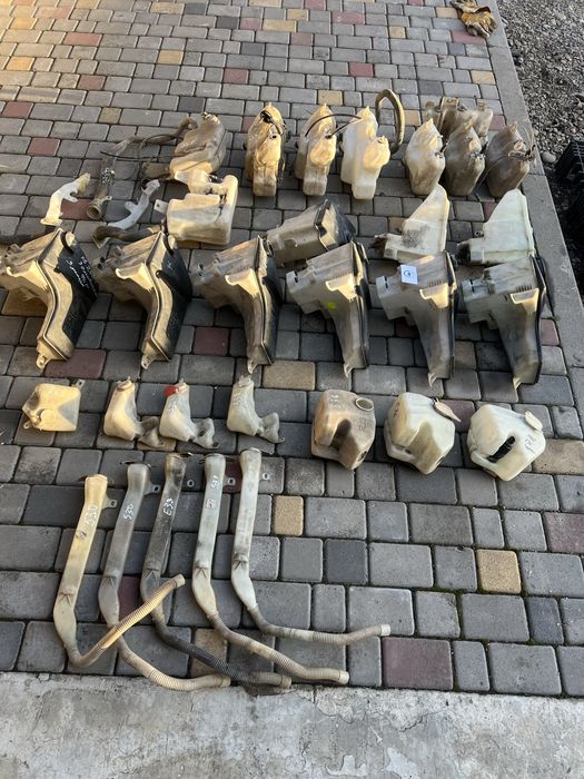 Бачок омивача BMW насоси трубки