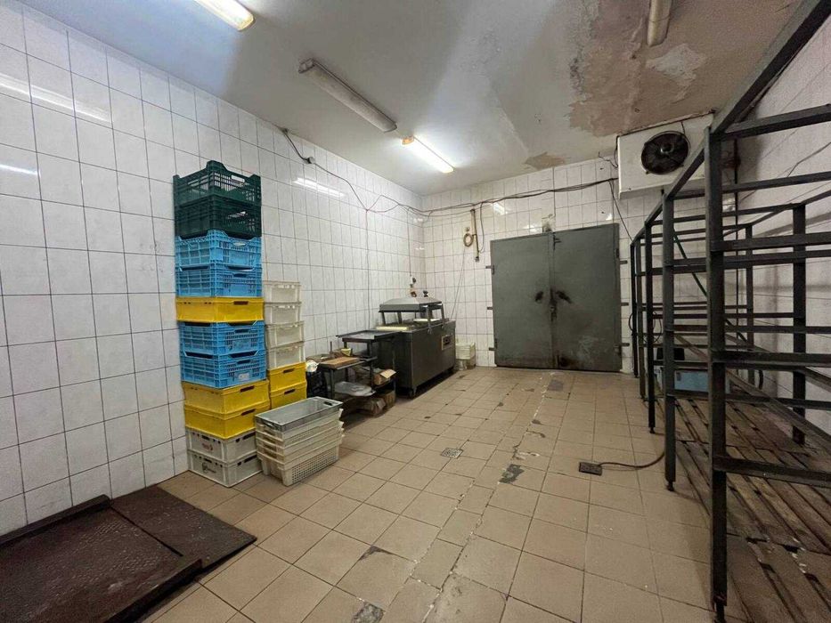 Продаж виробництва ковбасних виробів. 800м2, 7 соток + обладнання