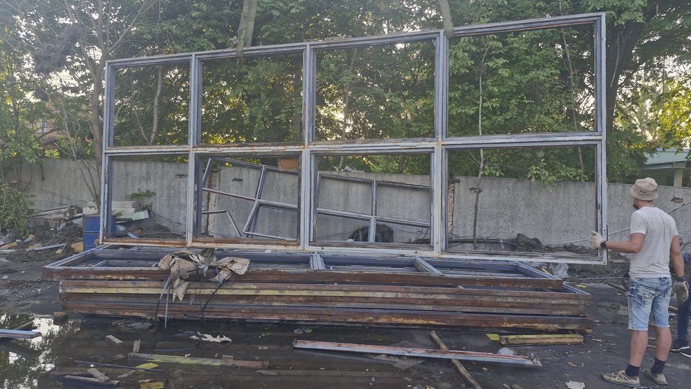 Гараж Теплиця скло ангар навіс