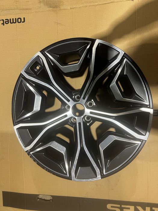 Felga aluminiowa BMW ix 20 5A02659 et 37 9,5x22