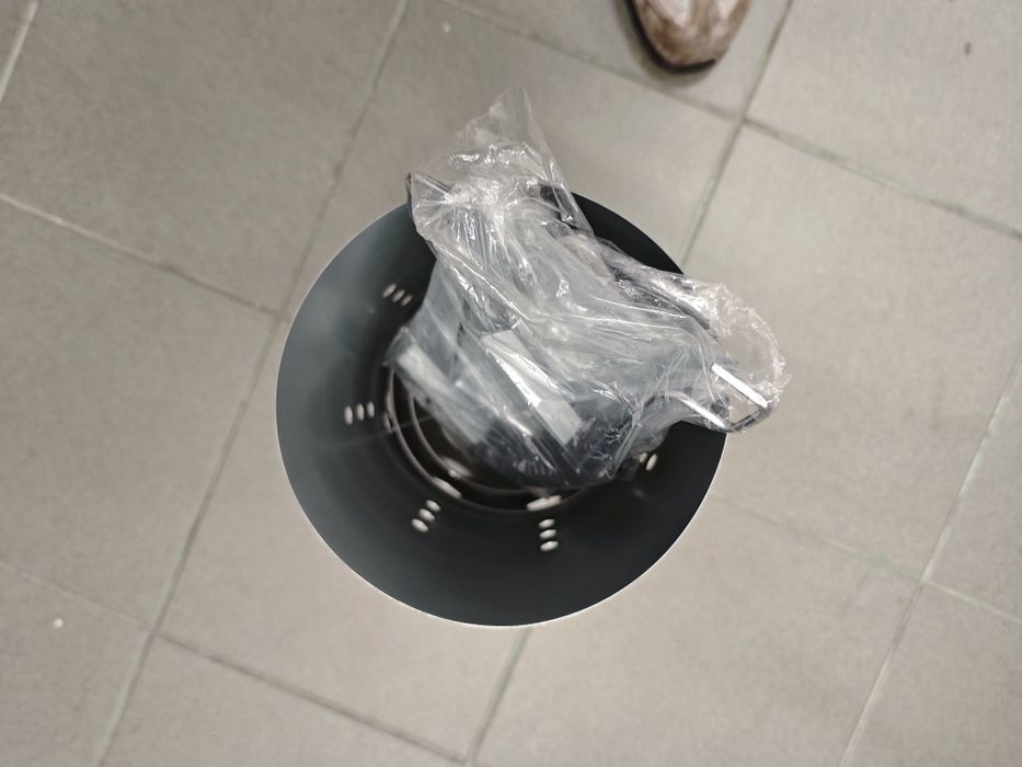 Komin do rozpalania grilla