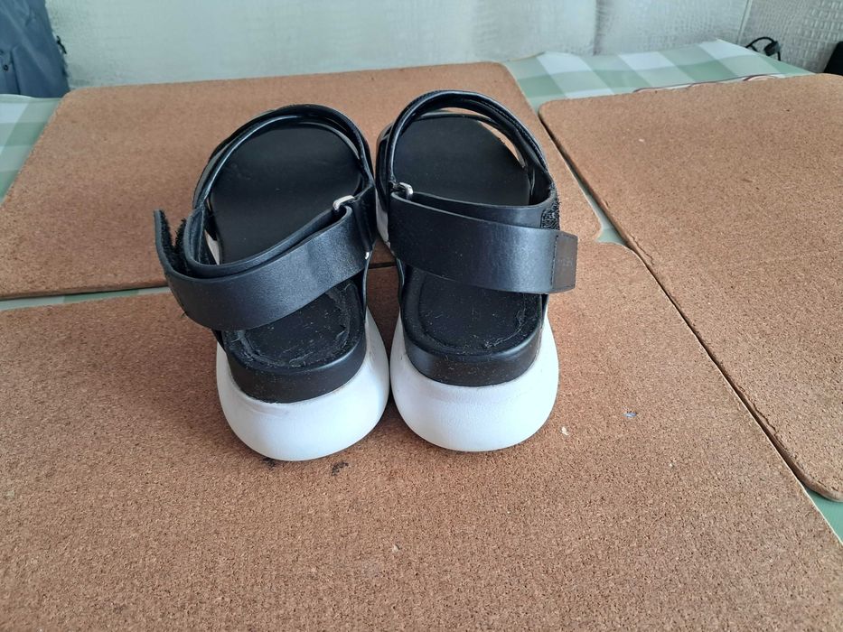 Жіночі босоніжки Cole Haan
