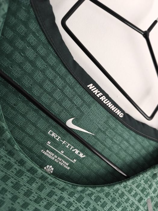 Nike koszulka sportowa krótki rękaw logowana M