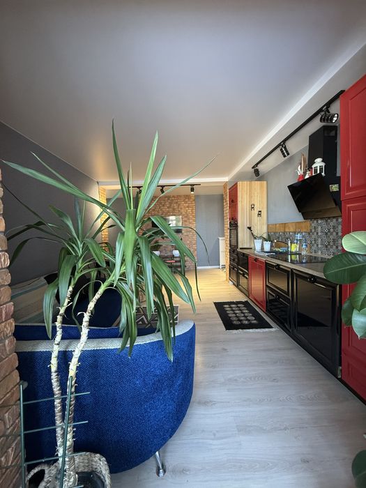 Продаж квартири  2 кім. по вул. Головатого