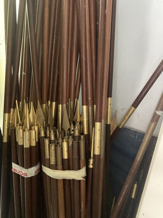 Suporte para Bandeiras em Madeira