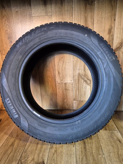 205/65/17 Pirelli para zima 6,5mm 2024r