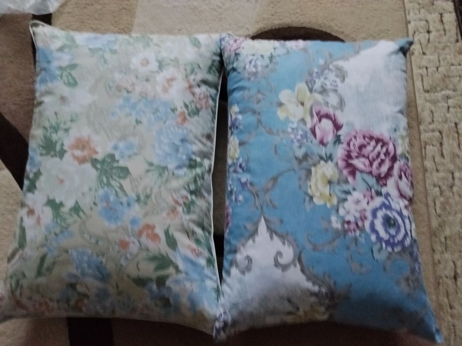 Продаю подушки нові
