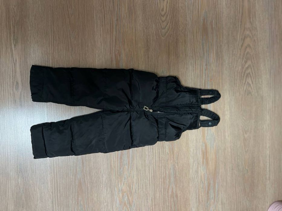 В продажі дитячий напів комбінезон