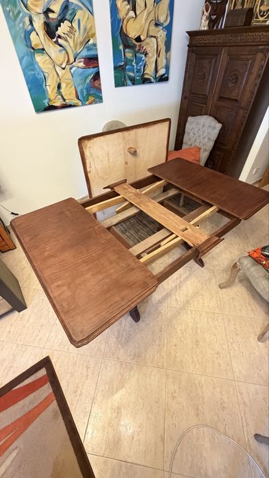 Mesa + 4 cadeiras de madeira maciça artesanal