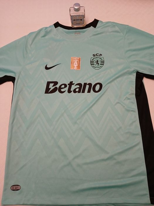 Camisola do Apuramento Épico Alternativa Sporting 60€