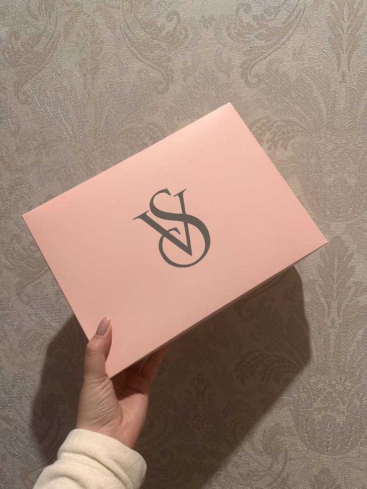 Victoria’s Secret — лосьйон, спрей, міст, скраб, гель —Вікторія Сікрет