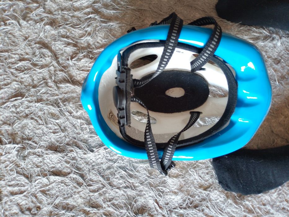 Vendo capacetes de bicicleta novos