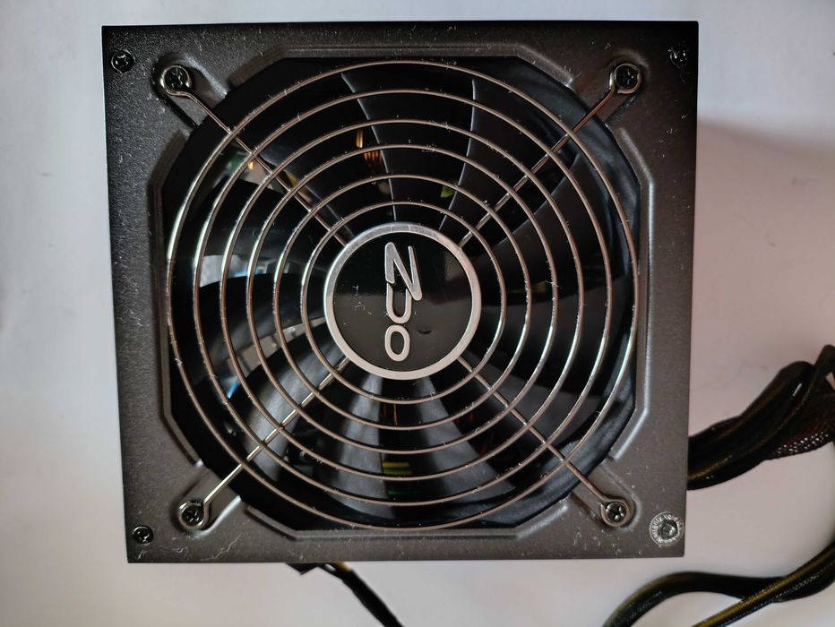 Блок питания OCZ TECHNOLOGY ModXStream Pro 700W OCZ600MXSP  Б/У.