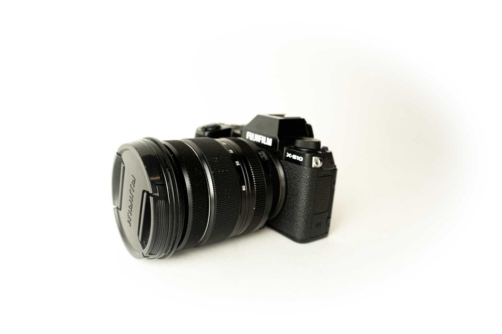 FujiFilm X-S10 + 16-80mm czarny
