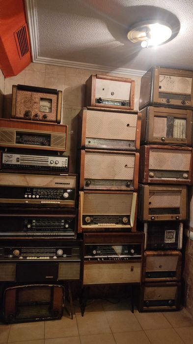 Антикварние радиоли