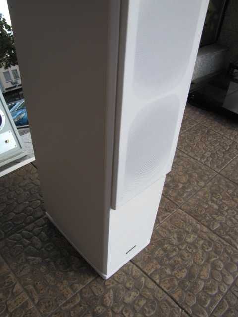 Linie-600-WH kolumna podłogowa 140W RMS pasywna biała