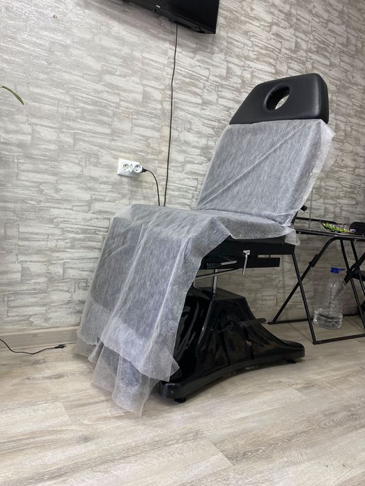 Косметологічна кушетка